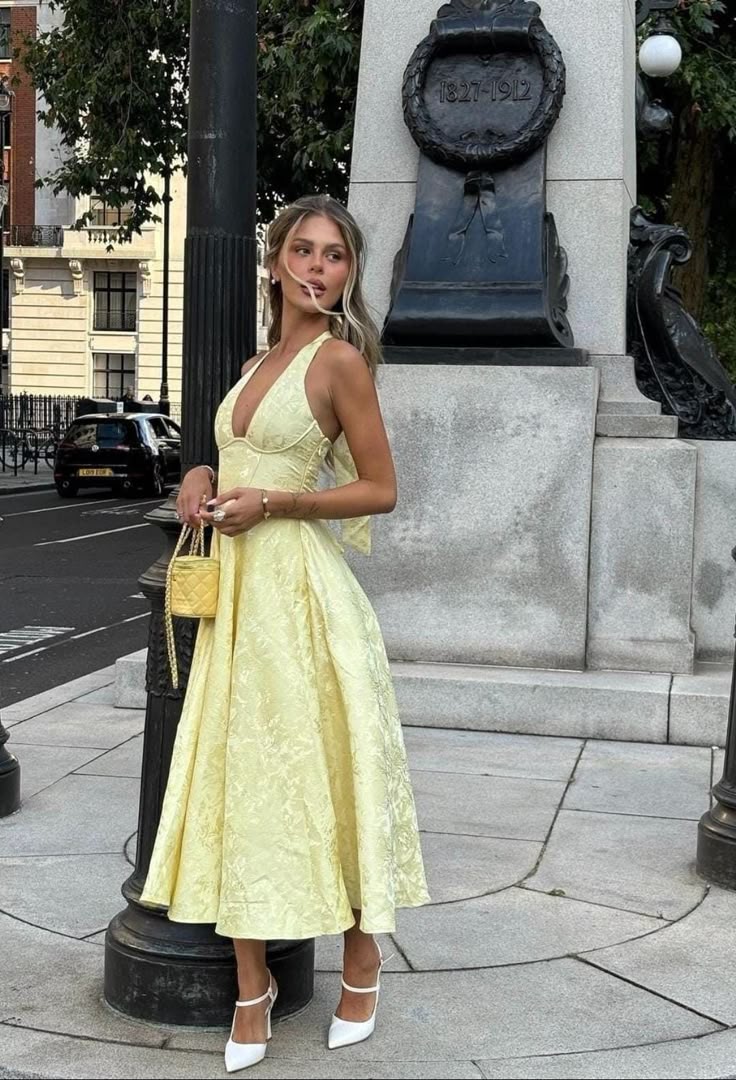 Esmeralda | Halter Sleeveless Dress
