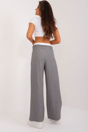 Women trousers model 196169 Italy Moda